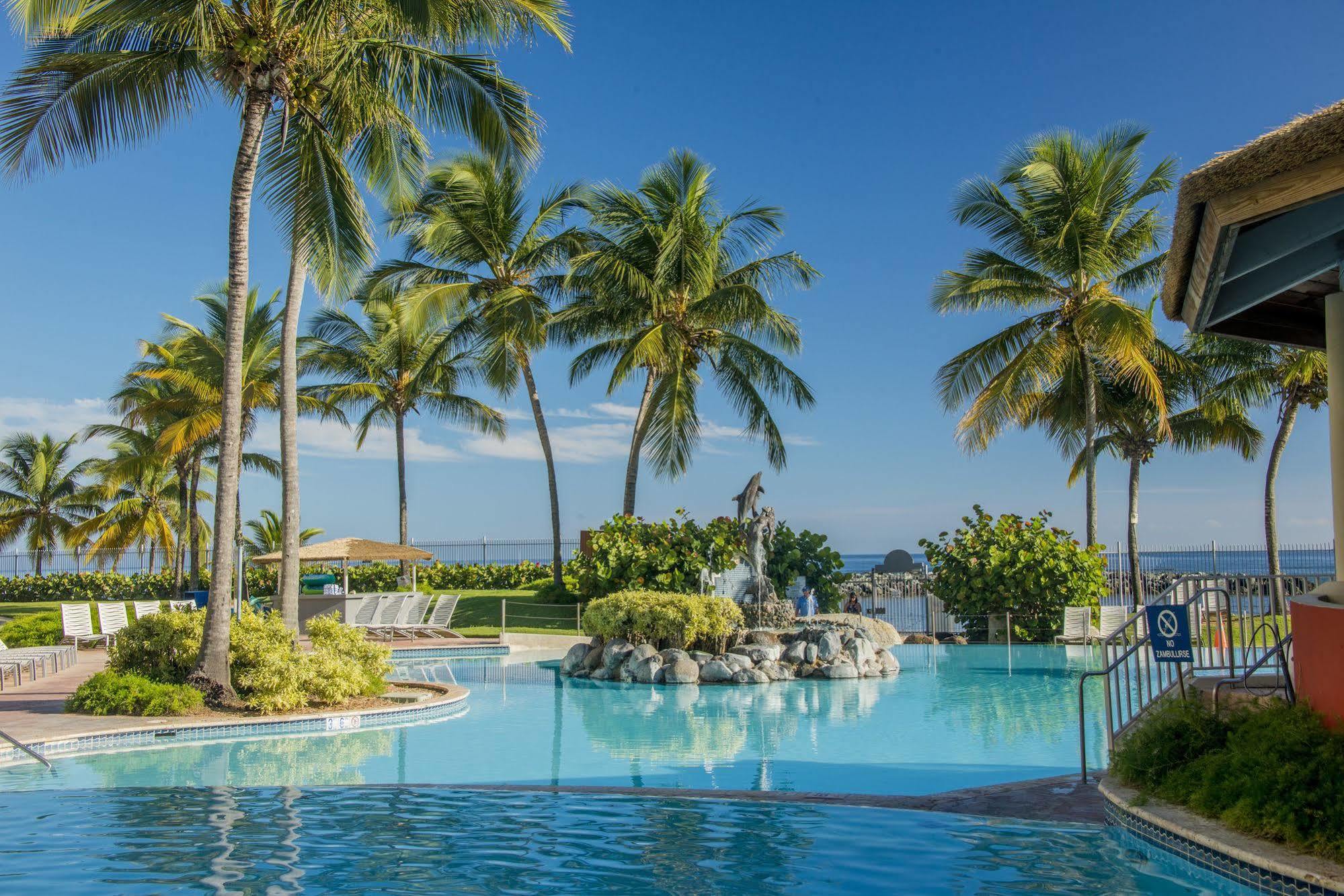 Aquarius Vacation Club At Dorado Del Mar Hotel Buitenkant foto